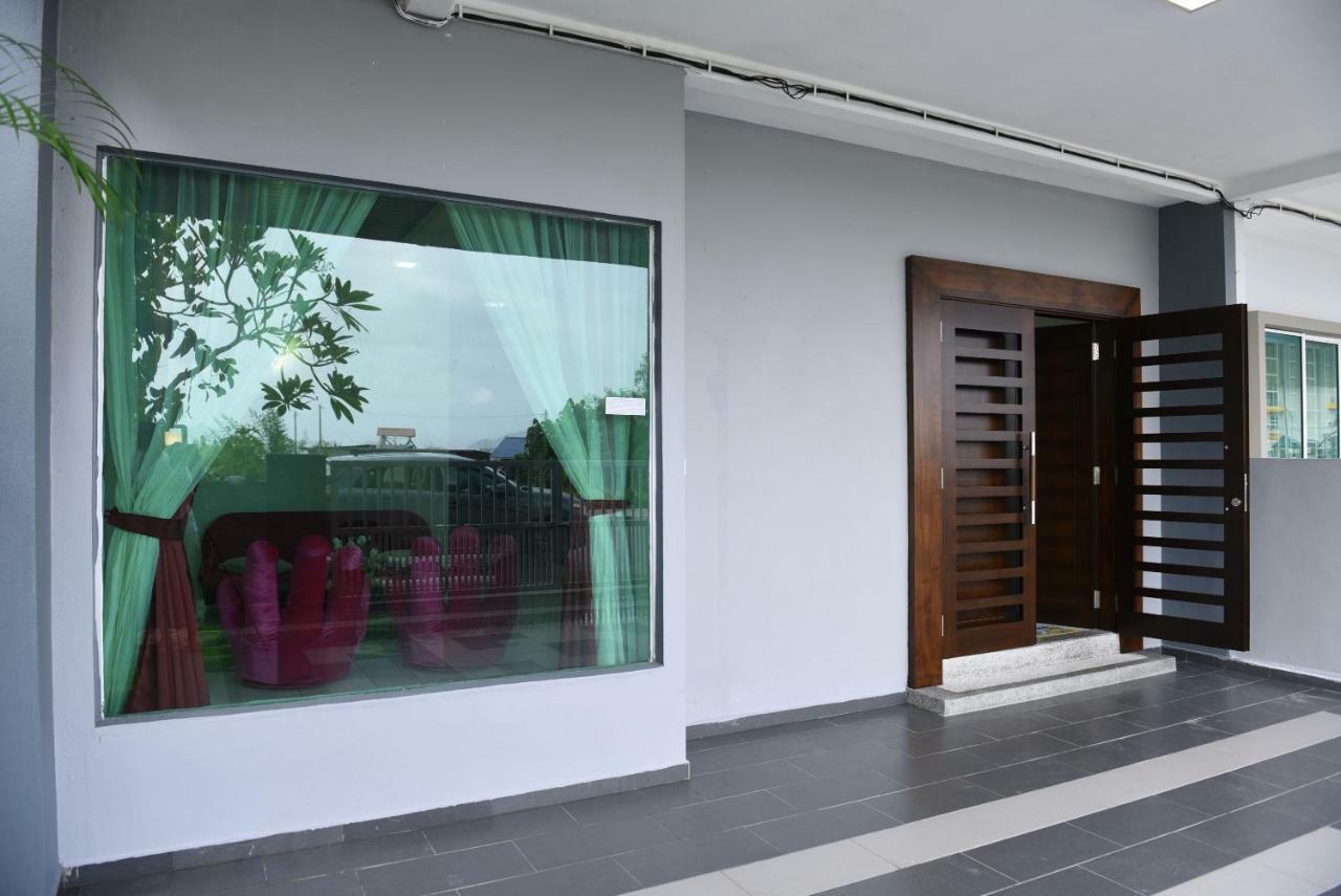 Langkawi Shell Out Villa Kuah Exterior photo